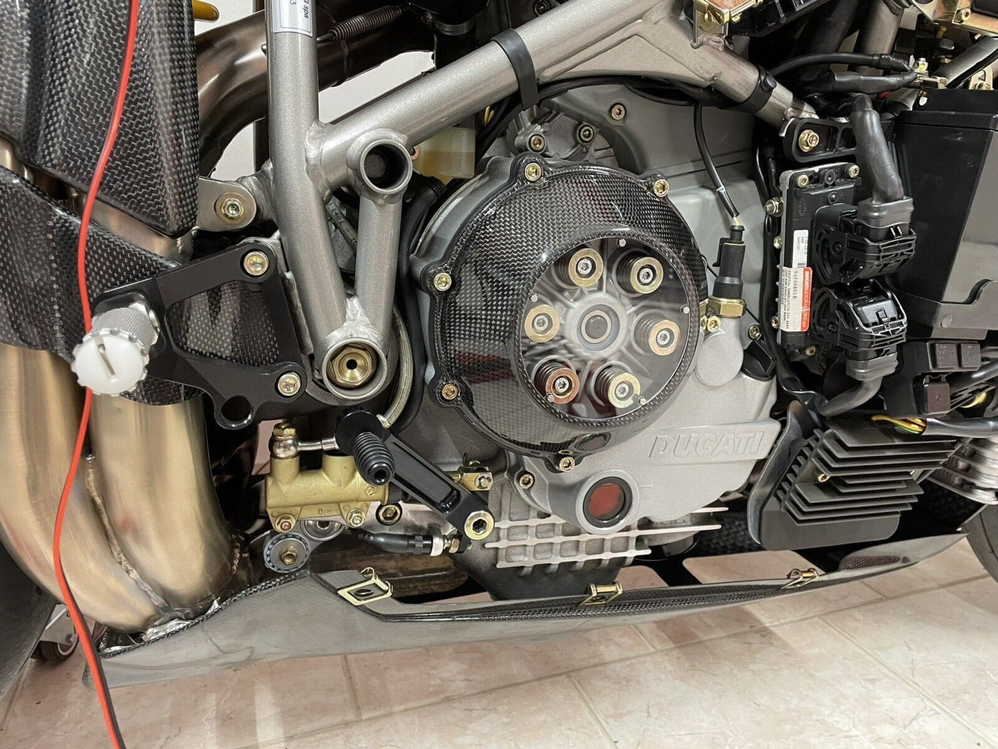 Ducati Kupplungsdeckel Clutch Cover Carbon mit Sichtglas 1a